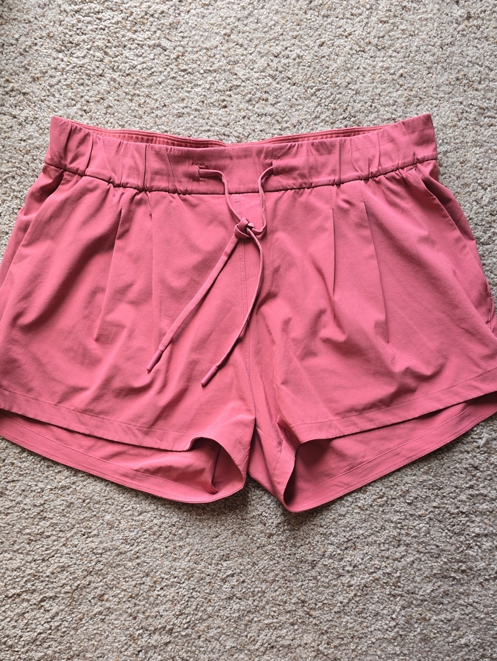 lululemon athletica Stroll At Sundown Women’s Athletic Shorts in Dusty Rose
